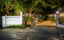 Hinlay Curry House