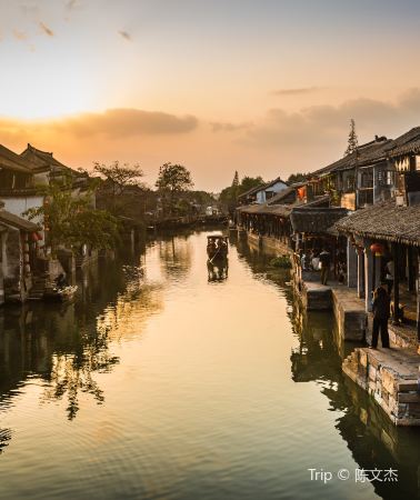 5D4N • Shanghai + Hangzhou + Suzhou + Shaoxing + Wuzhen: Local eSIM Card Gift & High-Speed Rail Ticket Reservation