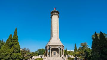 临沂 华东革命烈士陵园 革命烈士纪念塔