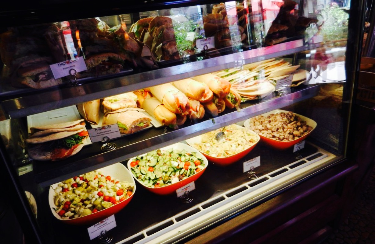 Napolini Pizzeria餐厅图片