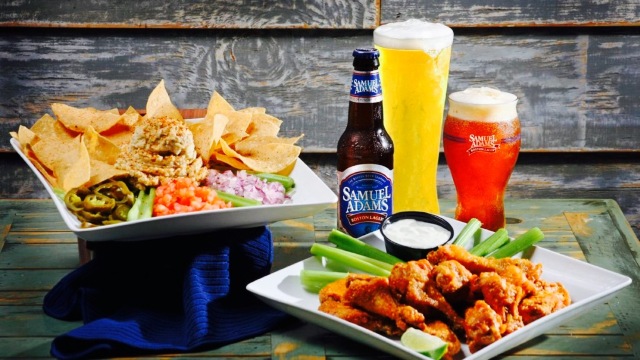 Hurricane Grill & Wings餐厅图片