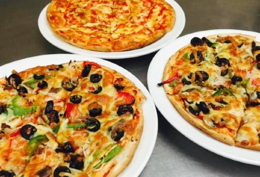 Sammy's Pizza & Family Restaurant餐厅图片