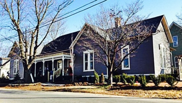 The Coffee House at Second and Bridge