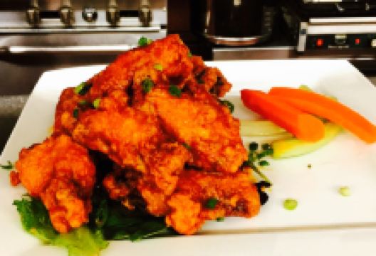 The Hollow Bistro & Brew美食图片