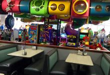 Chuck E. Cheese景点图片
