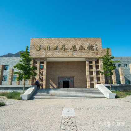 宁夏银川+中卫+崆峒山+麦积山石窟+陇南+官鹅沟大景区+扎尕那+黄河九曲第一湾+兰州+刘家峡+炳灵寺石窟12日11晚私家团