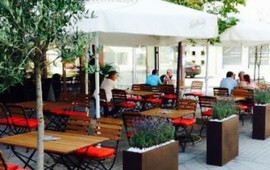 Kis Édes Patisserie and Café