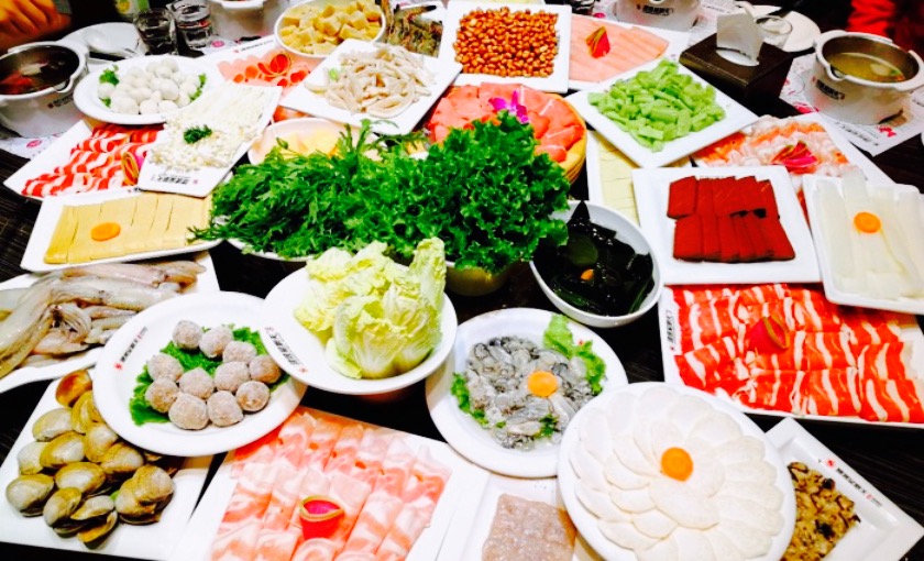 健晟星期天火锅(宽甸店)餐厅图片