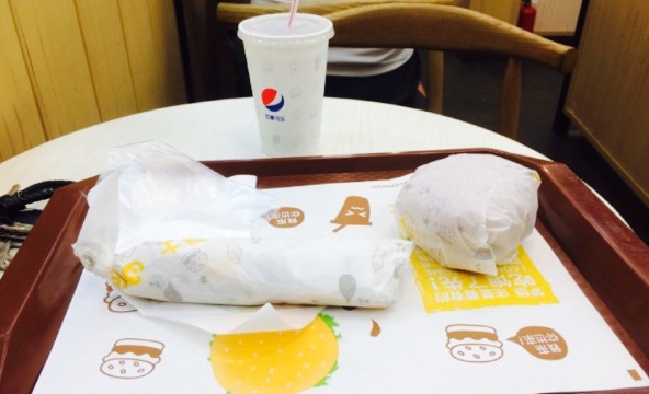 华莱士·全鸡汉堡(阳东店)