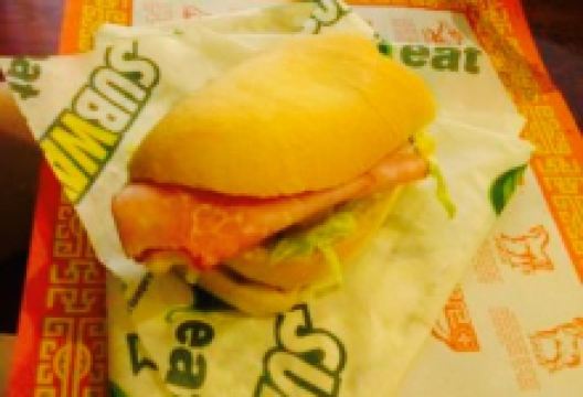 Subway美食图片