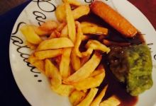 Caught Fish & Chips美食图片