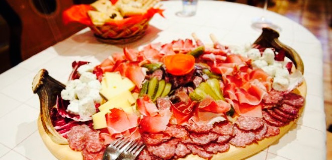 Hotel Aqua Bad Cortina Restaurant餐厅图片