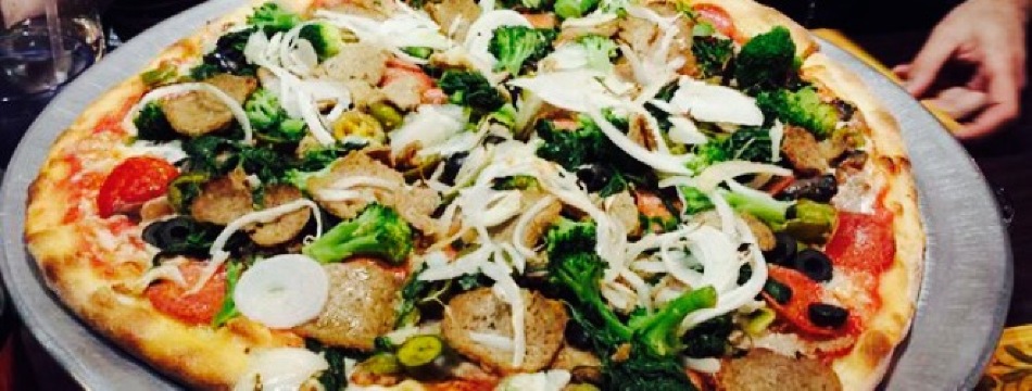 Red Moon Restaurant and Pizzeria餐厅图片