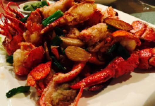 Kanda Sushi Bar Oriental Fusion美食图片