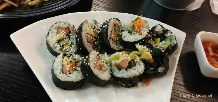 Plus Eight Xin Jia Li Shi Shang Square Reviews Food - 