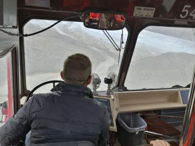 Ice Explorer