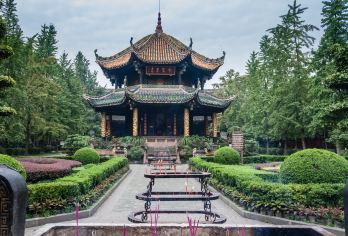 成都出发：杜甫草堂+武侯祠+三星堆+宽窄巷子一日游【私家团】【私家小团丨小众玩法丨纯玩无购丨独立包车丨行程可调丨随停随走丨时间自由丨上门接送】