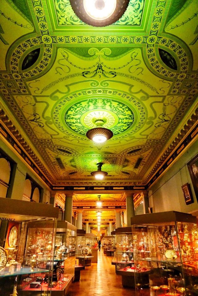 Victoria and Albert Museum
