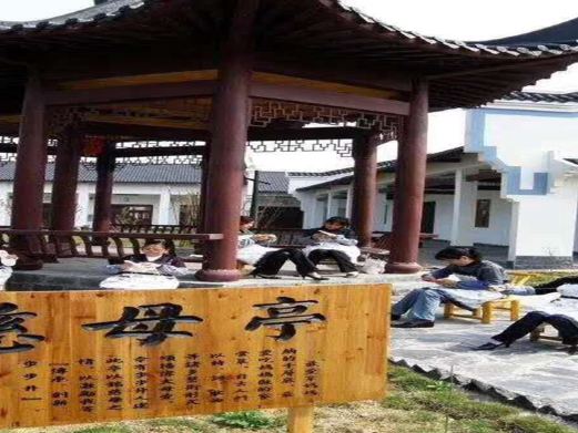 步步升布鞋文化村