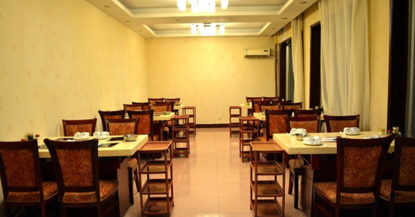 清真·顺成德水煮羊火锅城(金川店)