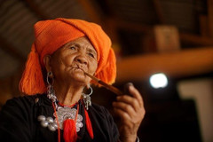 云南游记图片] 云南翁丁80多岁佤族女人的大半生：没出过村子却和外国人结婚生子