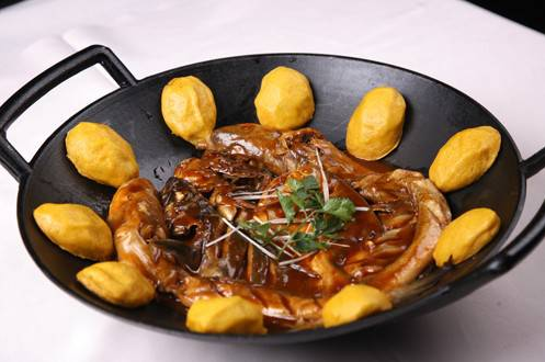 鱼锅饼子