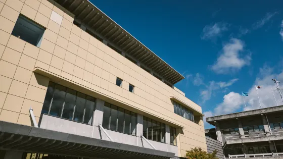 飛驒市圖書館