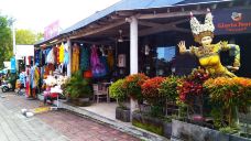 海神庙商业街-巴厘岛-杨坤