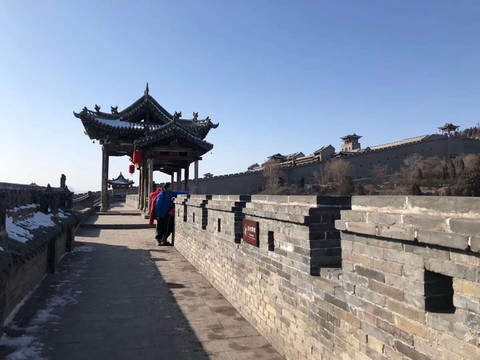 喬家大院和王家大院哪個更值得去。