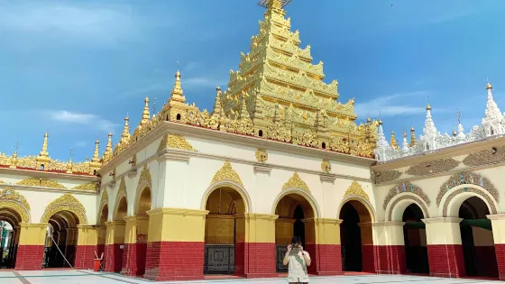馬哈邁拉穆尼寺