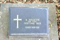松溪盟军战争墓地-Tha Ma Kham-尊敬的会员