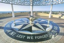 澳大利亚皇家海军悉尼2号战舰纪念碑景点图片