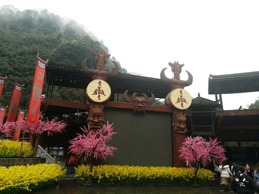 德夯苗寨，号称“小张家界”，你去过吗？