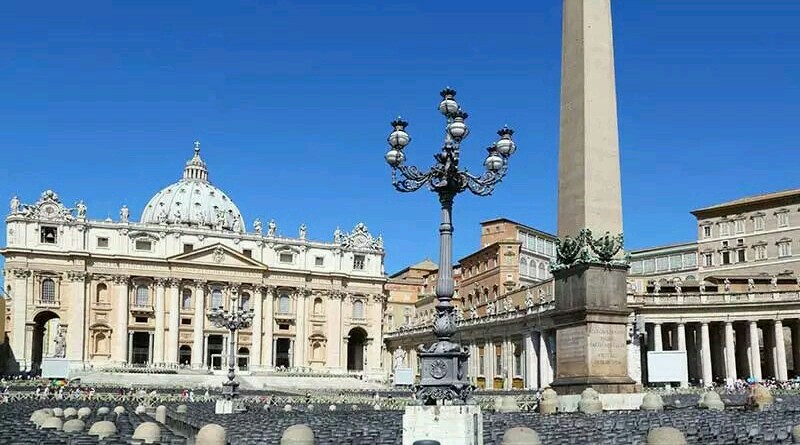 罗马-永恒之城，两千多年的历史积淀了太多回忆，东西交汇。就像