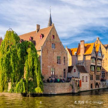 比利时根特+伯爵城堡+布鲁日钟楼一日游 布鲁塞尔往返10H