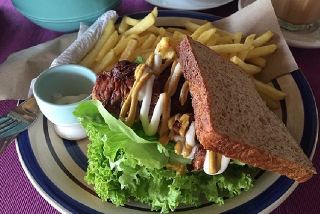 Ombok Cherating餐厅图片