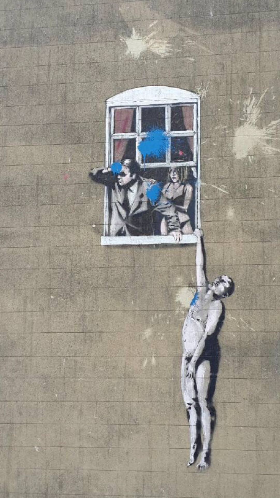 你总会见过那么几幅Banksy的涂鸦
