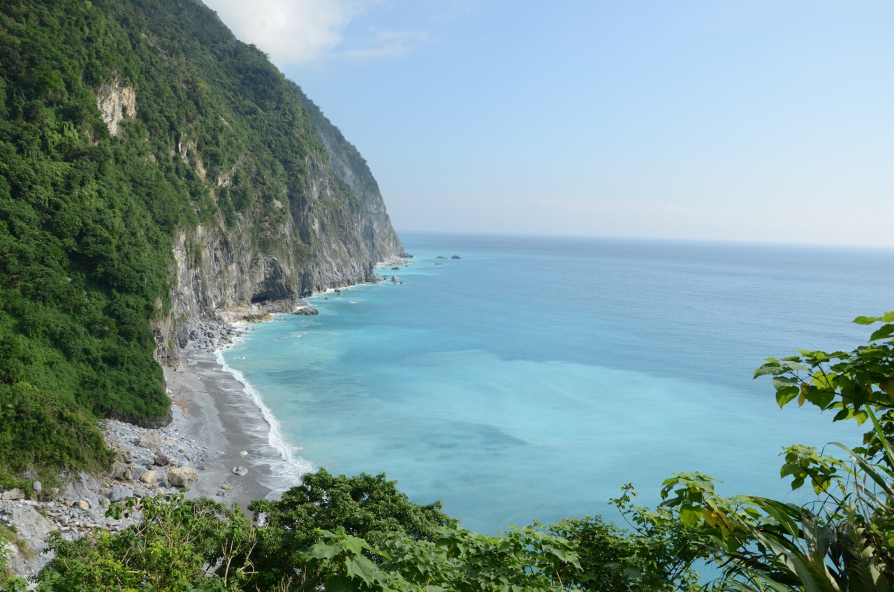 台湾—清水断崖，蓝蓝的太平洋