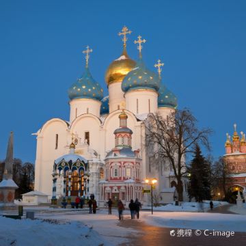 俄罗斯莫斯科州莫斯科谢尔吉耶夫+谢尔盖圣三一修道院一日游