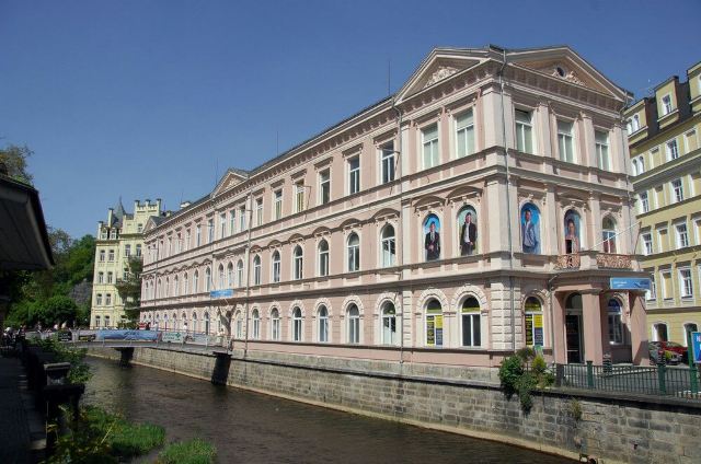 Mlynska kolonada