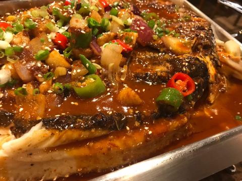 鸣记脆皮烤鱼(恒隆广场店)