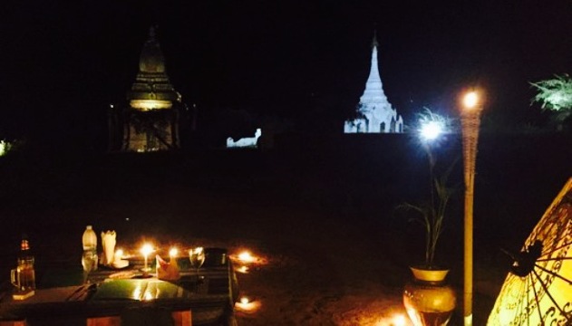 The Village House Restaurant餐厅图片