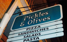 Pickles & Olives Bistro餐厅图片