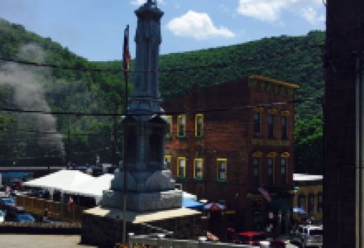 Molly Maguires Pub & Steakhouse美食图片