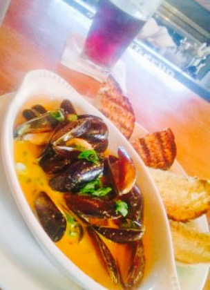 Alice's Champagne Palace