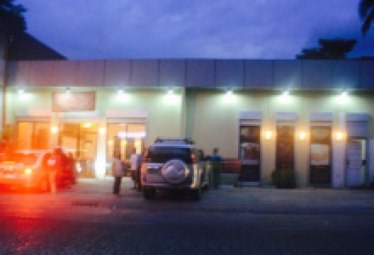 Downtown Chicken & Steakhouse美食图片