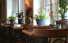 Leelynn's Dinning Room & Lounge餐厅图片
