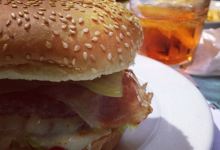 Spritz & Burger Hamburgeria美食图片