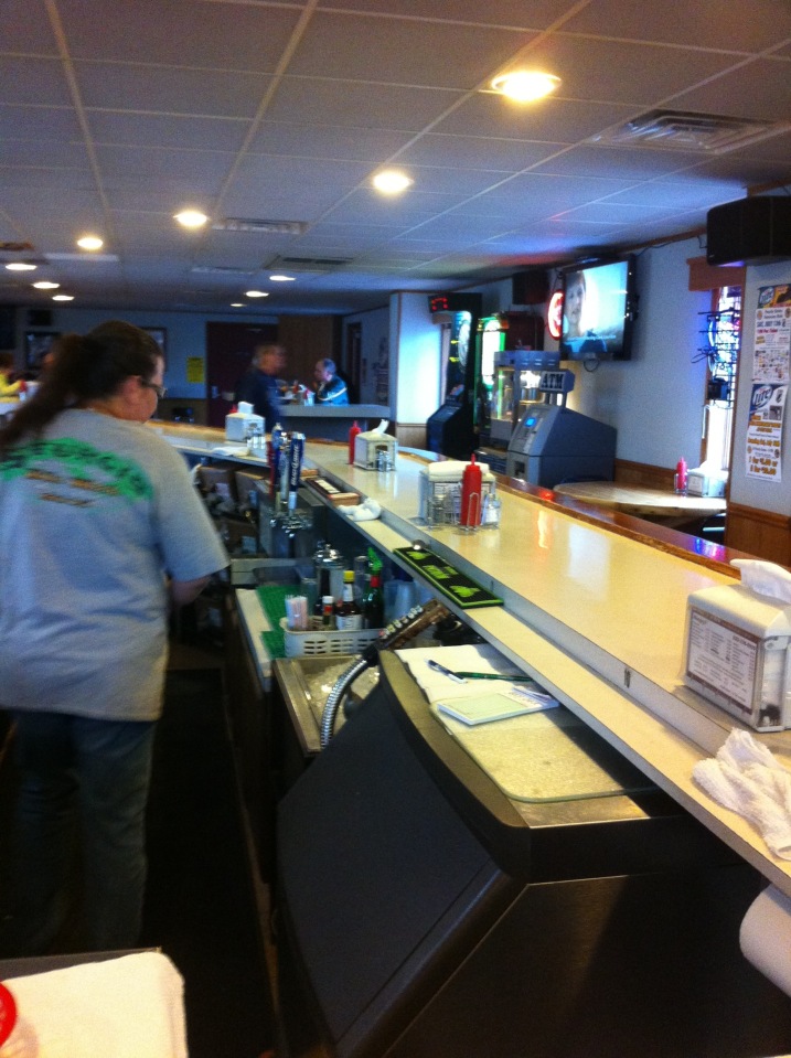 Bud and Carol's Drift Inn餐厅图片