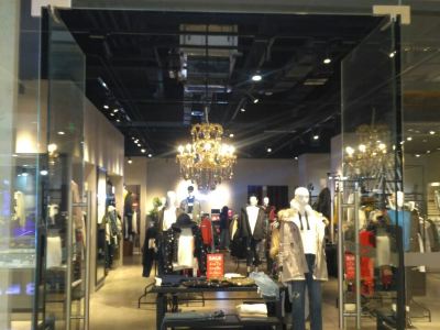 台北boss 台北信义新天地a8馆新光三越百货男装店 购物攻略 Boss 台北信义新天地a8馆新光三越 百货男装店 物中心 地址 电话 营业时间 携程攻略